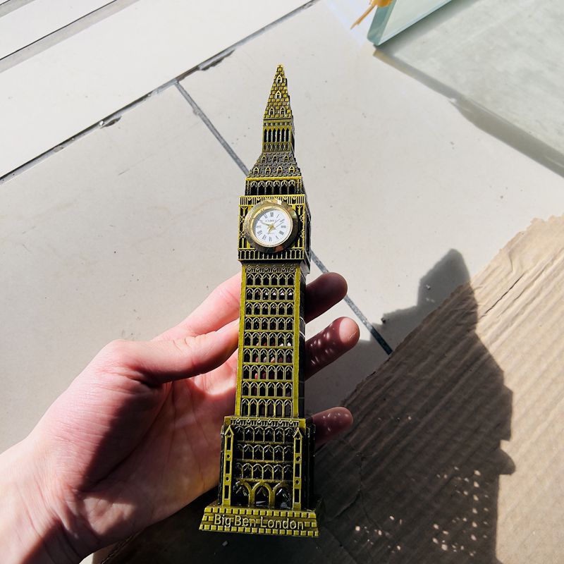Metal Architecture Figurine Wo – Office Furniture World Bewertung und Preis